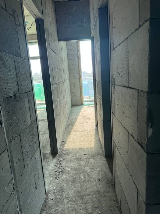 Продаётся кв Мирабадский р-н Куйлюк массив 2ЖК Хон Сарой 1/2/16Коробка