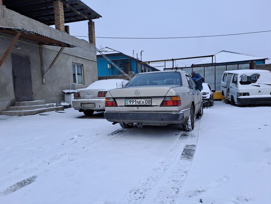 Продам мерседес 124 газ бензин