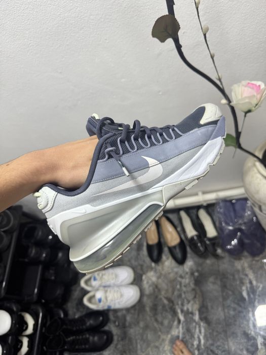 Vand adidasi nike air max