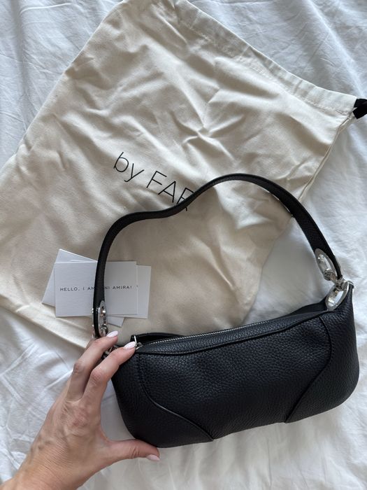 Чисто нови оригинални Pinko/By far чанти