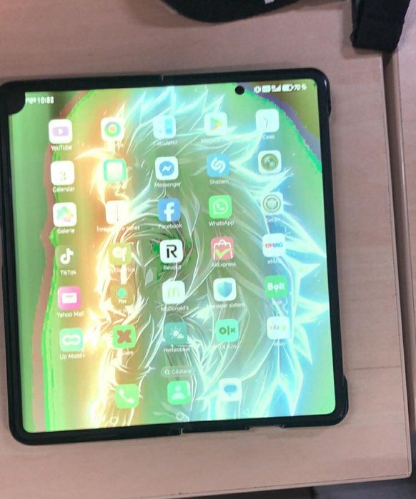 Honor magic v2 (ecran mare defect)