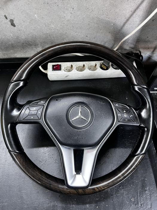 ,Махагонов волан,amg волани с пера за мерцедес w204,212,207,211,218 и