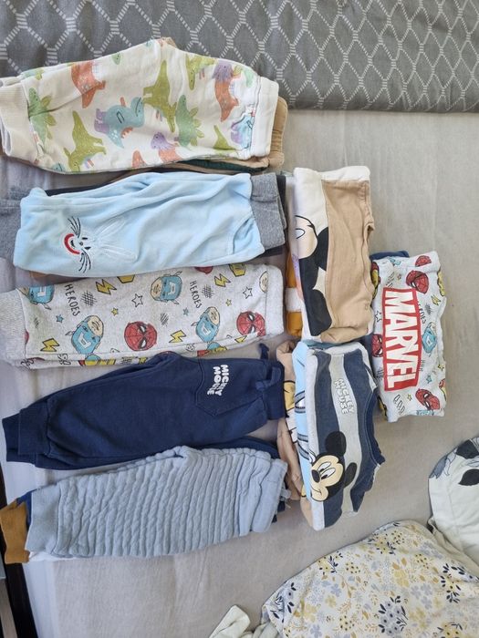 Lot 9 compleuri bebe,mar 80 ,in stare buna si f buna