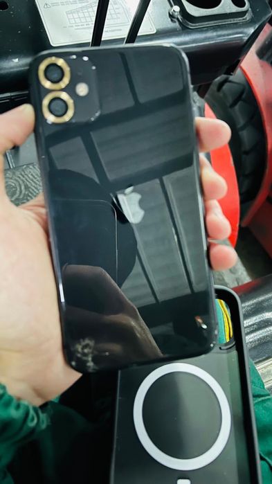 Ipone 11 64g, 74 emkost