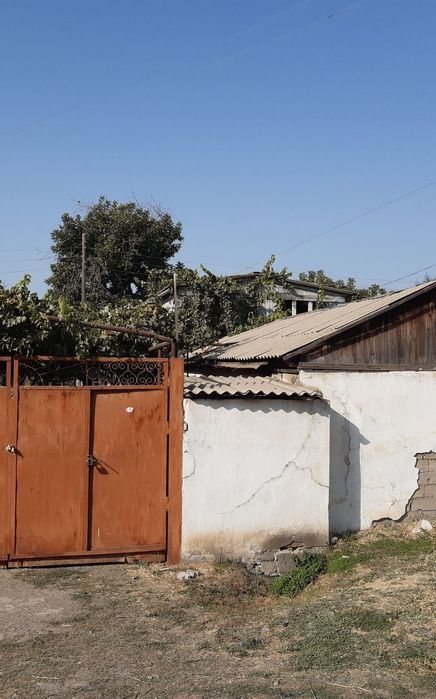 Узбекистон боги атрофидан 4.5 соток ховли ер хисобида сотувда