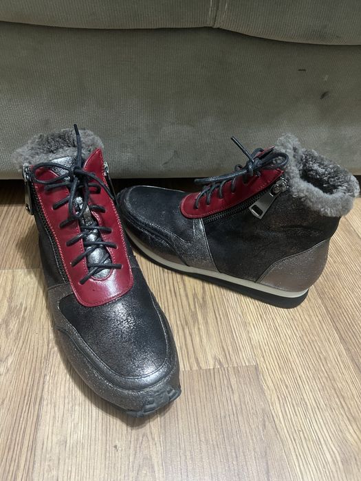 Ботинки зимние женские