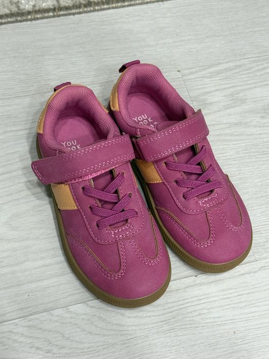 НОВЫЕ кроссовки