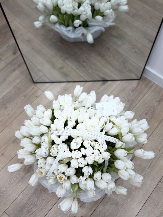 Тюльпаны 150шт в корзине