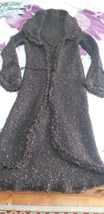 Vând  cardigan tricotat maro nr. 36