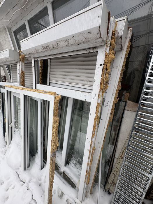 Продавам дограма