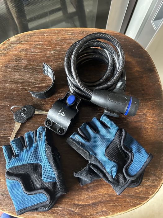 Аксесоари за колело-ключалка и ръкавици