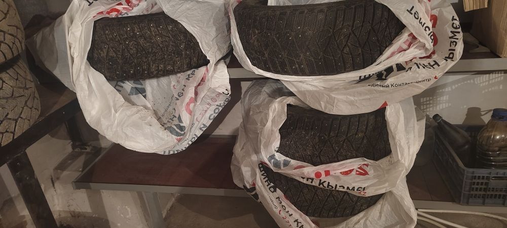 Продам зимние шины