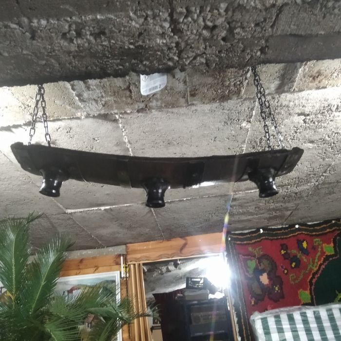 Битов полилей за таван