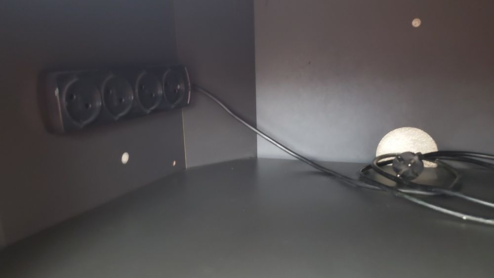 Телевизионен шкаф сив МДФ