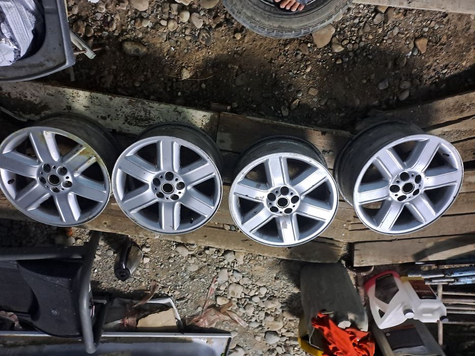 Рендж Ровер титанка литые диски