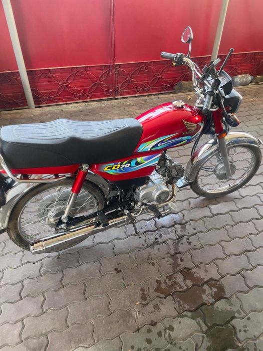 Honda cd 70 оригинал красного цвета, на ноперах сотвсеми документами