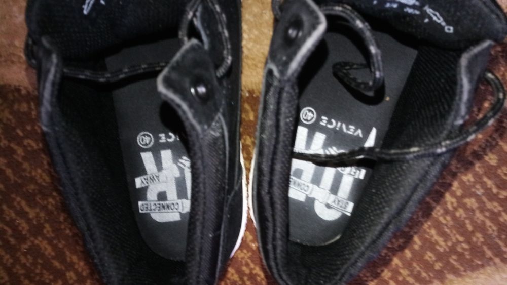 Велурени обувки и зимни обувки