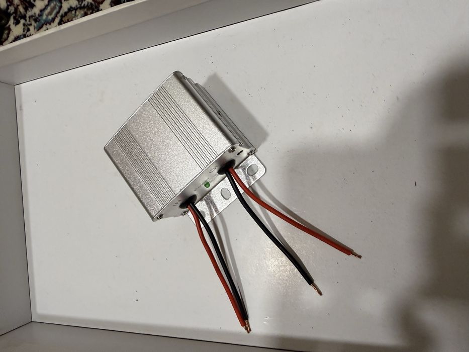 Продается преобразователь напряжения для любых автомобилей