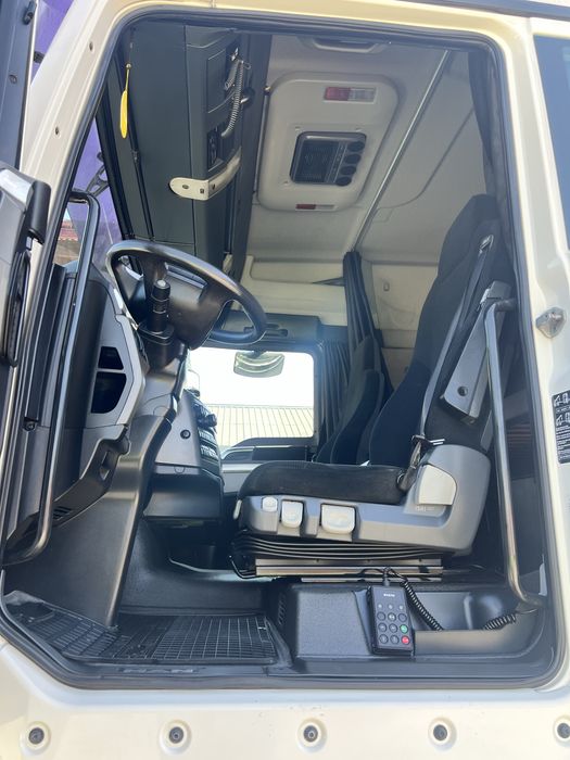 Man  Tgs 480 cap tractor