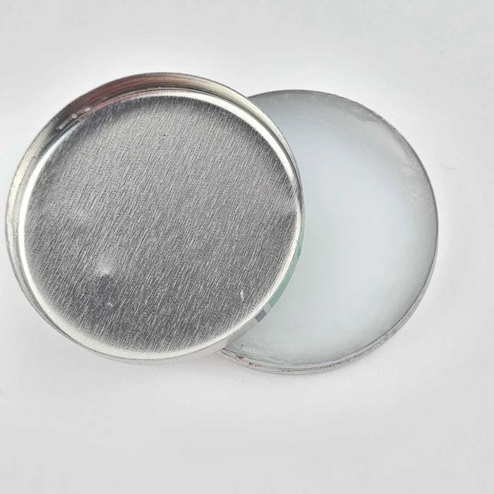 Вазелин косметический