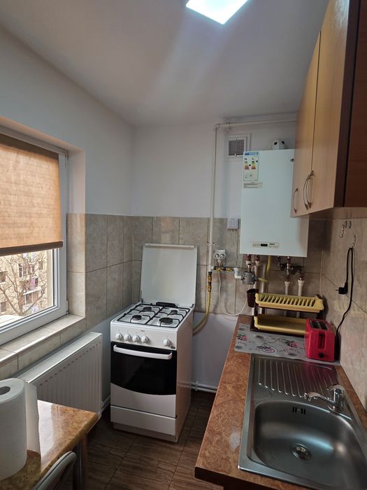 Garsoniera de închiriat