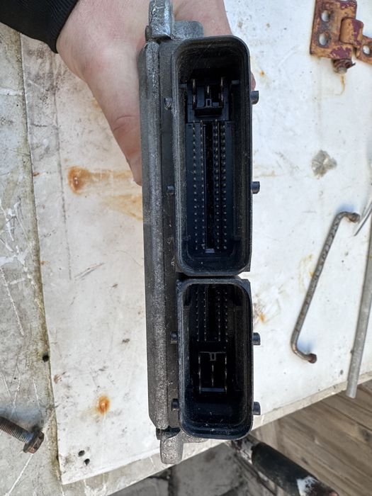 Компютър VW Sharan 1.9TDI 90/110hp 1998Година