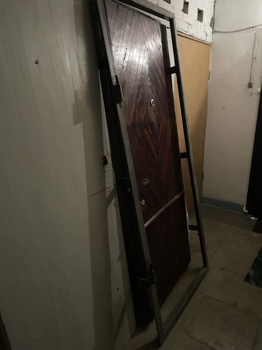 Дверь входная металическая