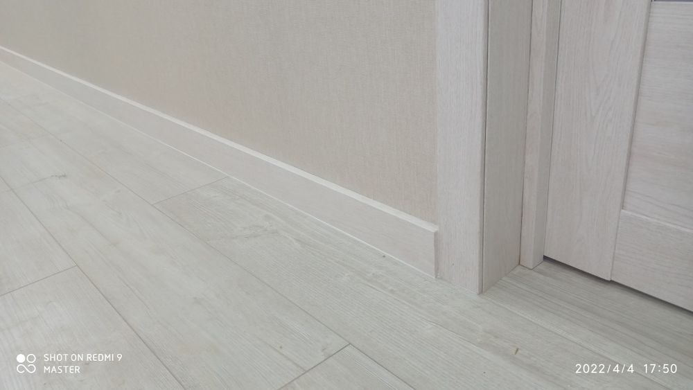 Установка МДФ плинтуса