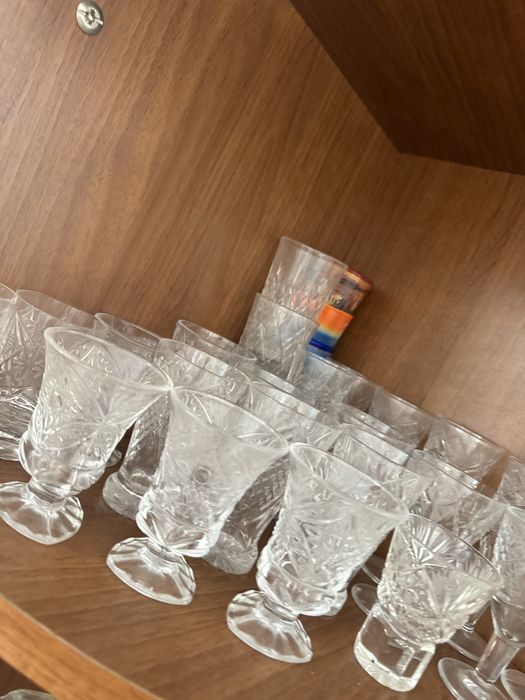 продам рюмки , стаканы