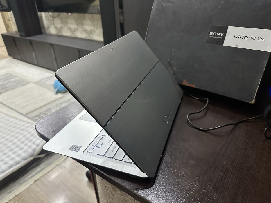* Sony Vaio fit 13A ультробук - планшет 13 дюйм Core i5