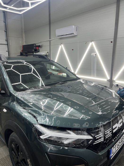 Затъмняване на стъкла, фолиране на цели автомобили