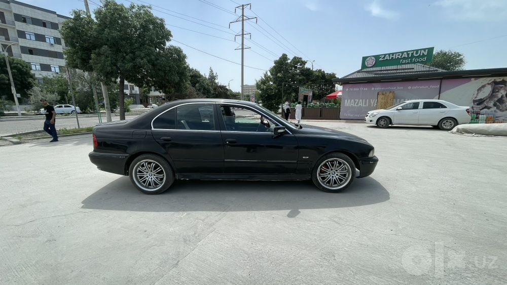 BMW E39 520I торг есть