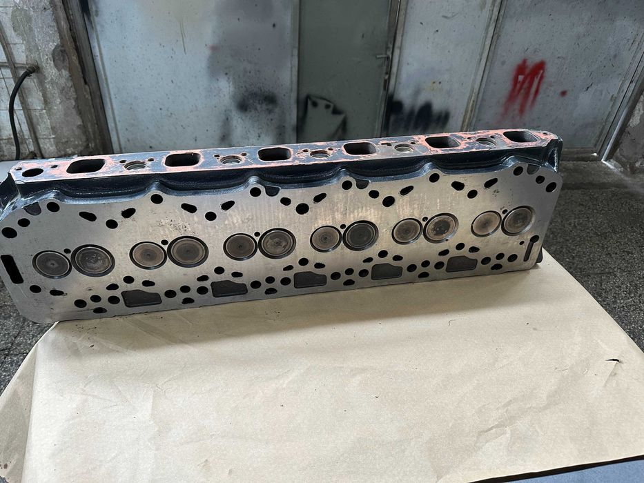 8413525-Цилиндрова глава за трактор КЕЙС-НЮ ХОЛАНД