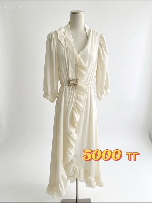 Женские платья продам срочно