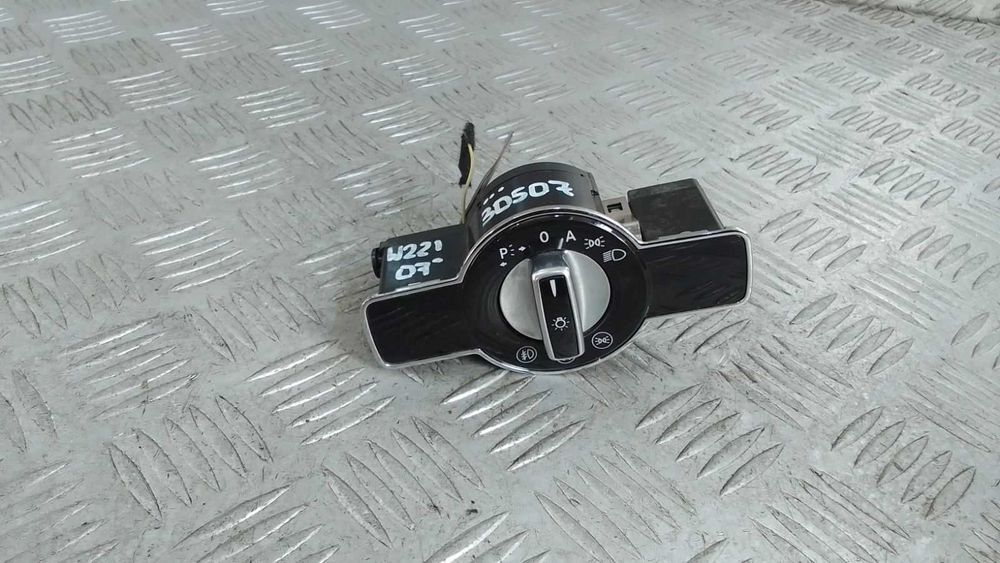 Ключ светлини Mercedes S500 W221 4Matic 2007г.