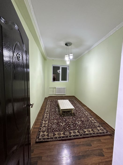 Uy sotiladi srochna qoyliq massif 5