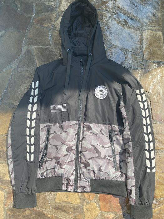 Geaca din fas in stare foarte buna