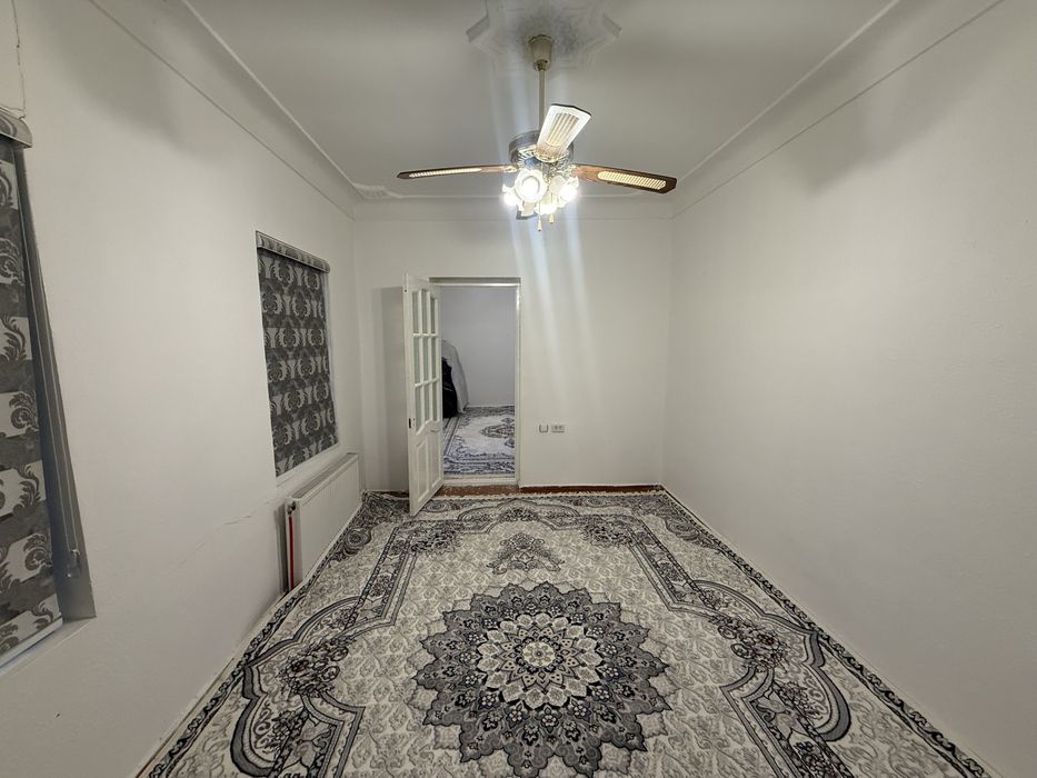 Shayxontohur tumanida 4.8sotix yer uchastkasi sotiladi