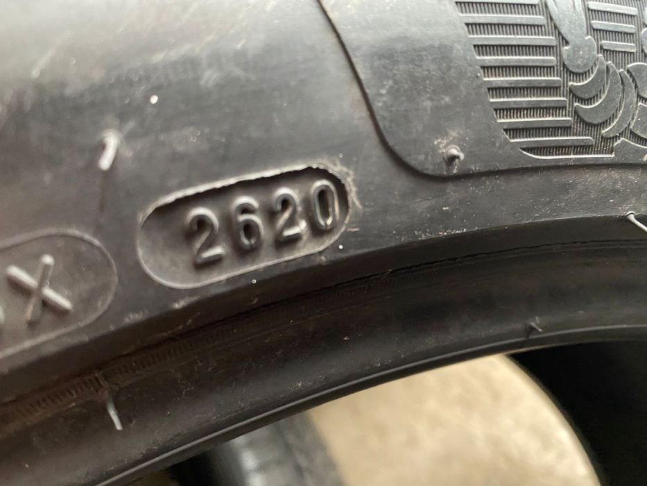 275/40/21 - зима - пара