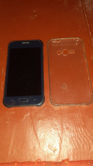 Samsung J 1 Ace телефон сатылады ислеп турған телефон