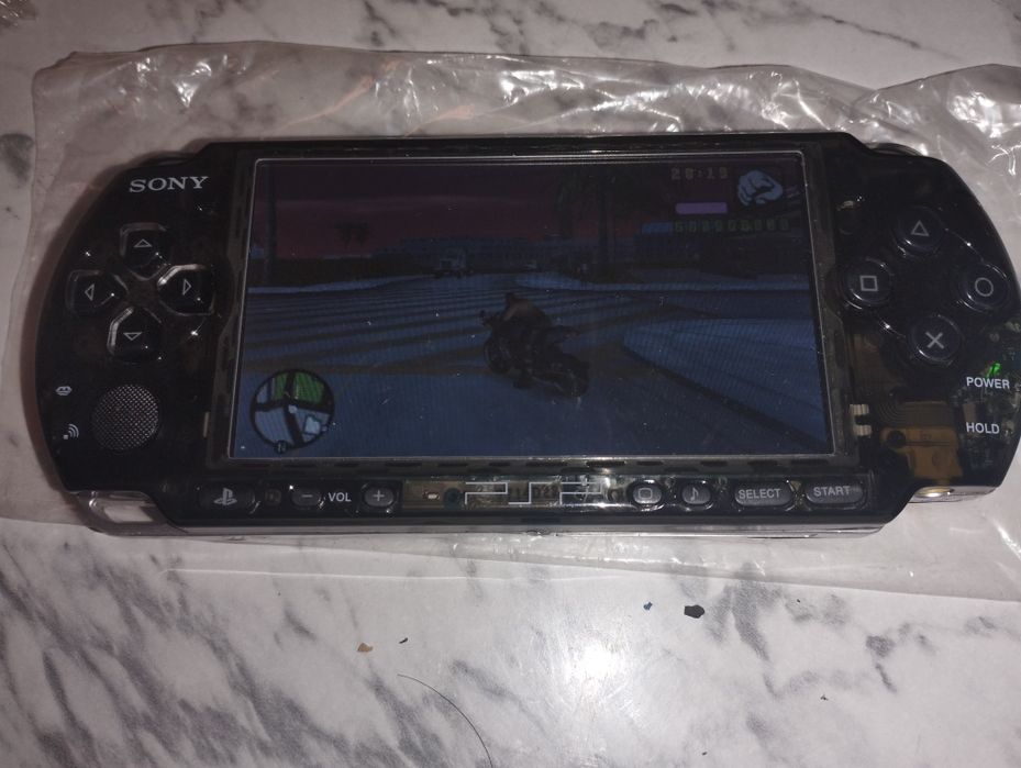 Assalom alekum Psp Sotiladi Limited My Edition Black 3000
