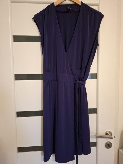 Rochie petrecuta Esprit