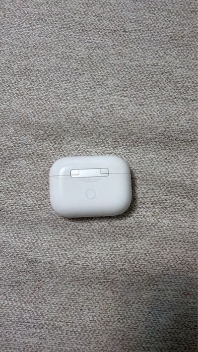 Airpods pro 2 ( правое ухо с кейсом)