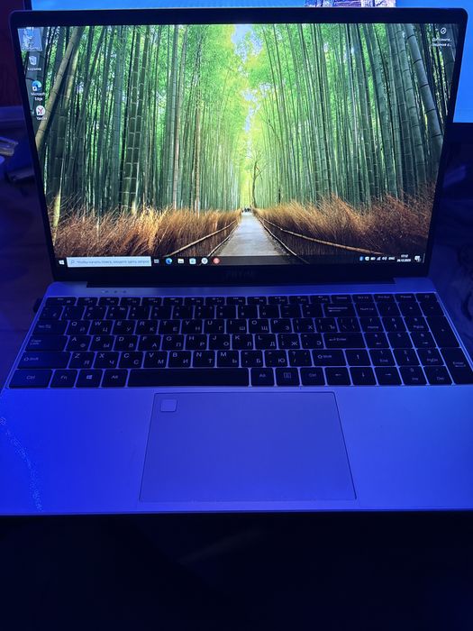 Продам ноутбук новый