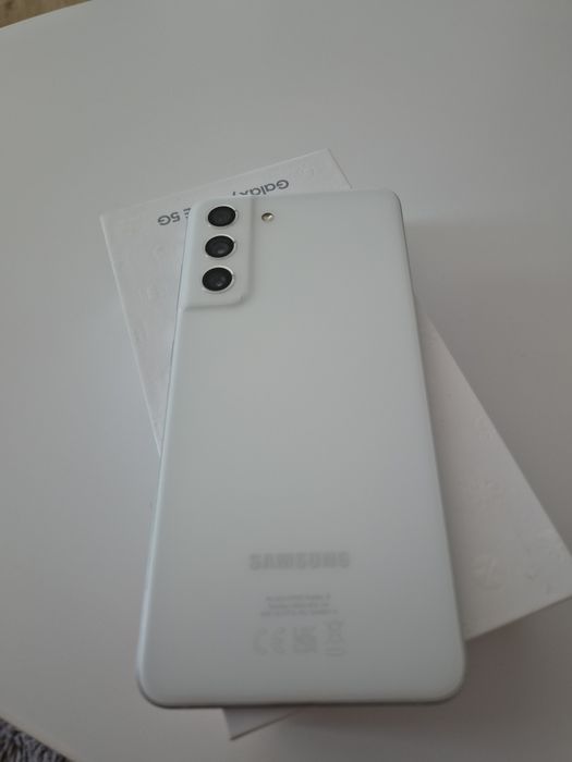 Samsung Galaxy S21 FE