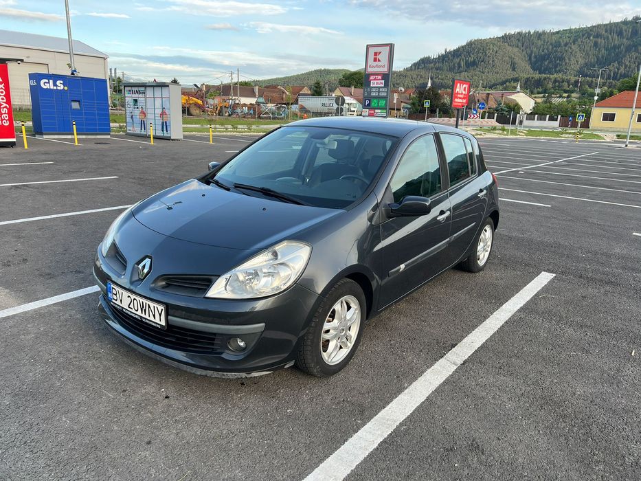 Masina Renault 2006