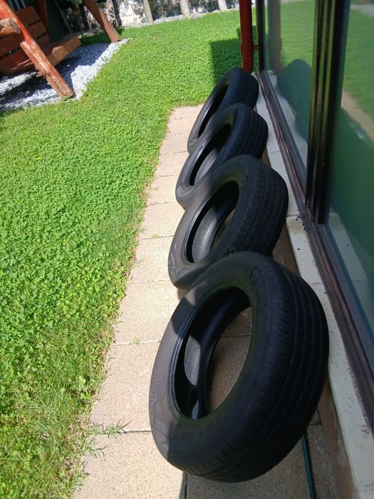 Vand set 4 cauciucuri vara 205 55 R16 91 V Goodyear  Eficiency Grip  rulaj 10.000 km