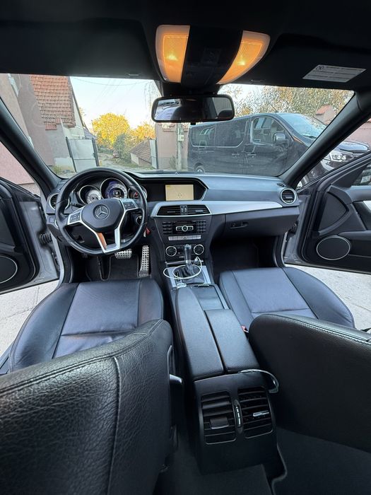 Vând Mercedes-Benz c200cdi w204 Blue Efficiency