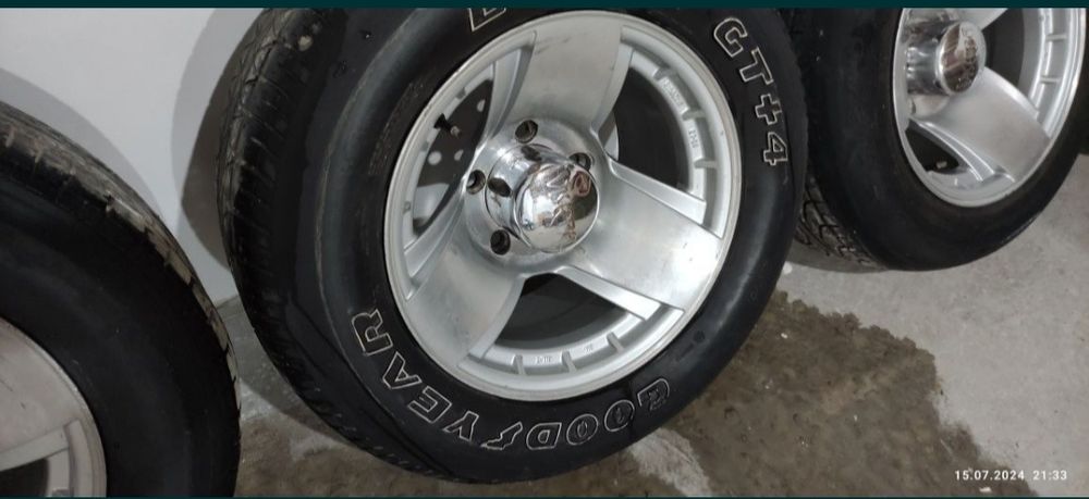 Литые диски, очень красивые