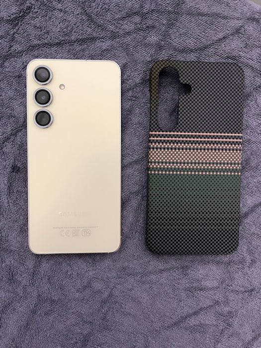 Продам Samsung S24   8/128